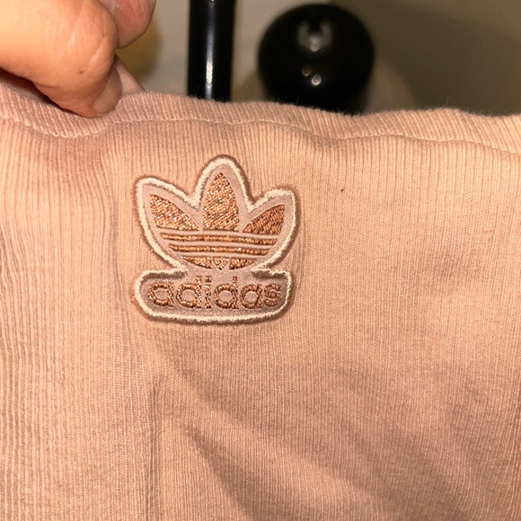 Adidas Spaghetti Strap Crop Top Women’s Size Medium RibbedTank Top Sz: M - Picture 3 of 5